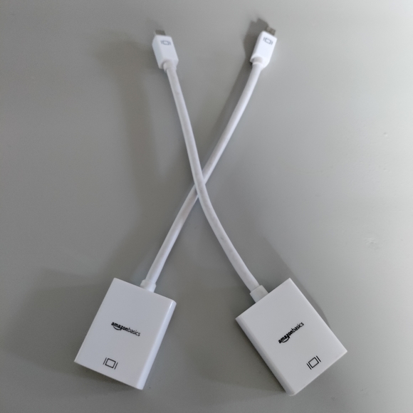 HDMI & VGA adapter Mini Display Port dongle Amazon basics video projector laptop - Picture 8 of 16